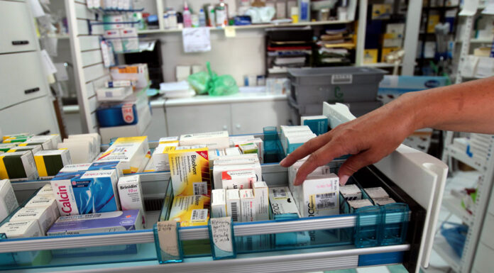Από την τσέπη των ασθενών 1,7 δισ. ευρώ για φάρμακα Αυξήσεις σοκ έως και 357% στα φάρμακα