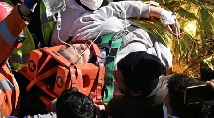 Τουρκία: Η 17χρονη Αλέινα Ελμέζ βγήκε ζωντανή από τα χαλάσματα μετά από 248 ώρες