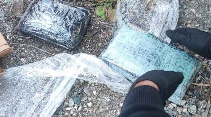 Ηράκλειο: Πατέρας και γιος έφεραν κοκαΐνη μέσα σε οικιακές συσκευές – Τρεις συλλήψεις