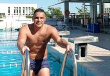 Από Τη Σητεία Στα Χανιά Κολυμπώντας Ο Χαράλαμπος Ταϊγανίδης