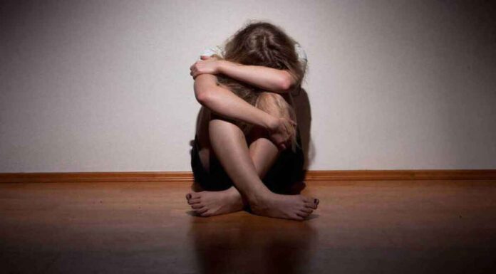 Έπαιρναν 14χρονη από ίδρυμα και την εξέδιδαν –
