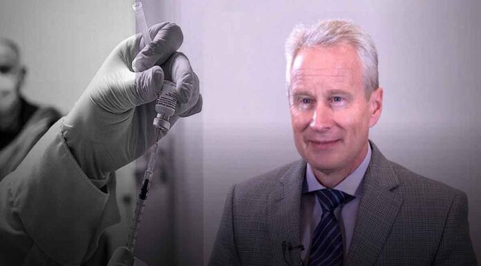 Peter McCullough: «Η τοξικότητα των εμβολίων κατά της Covid-19 είναι αθροιστική