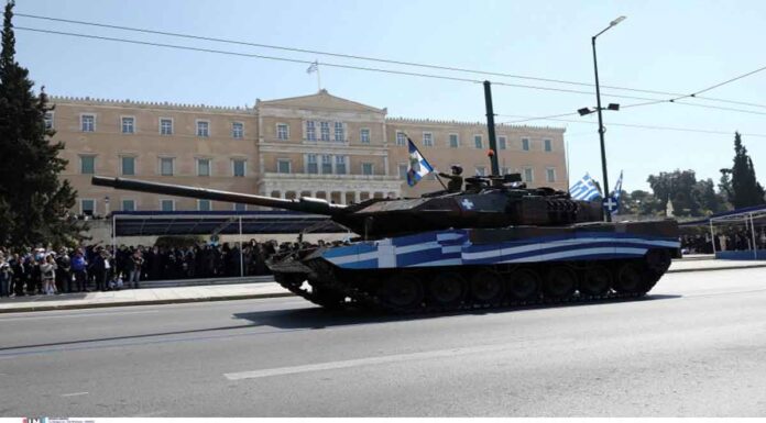 25η Μαρτίου: Μεγαλειώδης η στρατιωτική παρέλαση στην Αθήνα