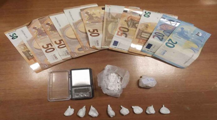 Ηράκλειο: Οι αστυνομικοί βρήκαν κοκαΐνη στο σπίτι του 25χρονου