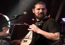 Το Ξέσπασμα – Άνοιγμα Καρδιάς Του Δημοφιλούς Κρητικού Καλλιτέχνη Πρίν Παραδοθεί Στην Αστυνομία