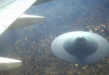 Politico για το φαινόμενο των UFO: «Δεν είναι μπαλόνια αλλά αεροσκάφη προηγμένης τεχνολογίας που δεν μπορούμε να εξηγήσουμε» Το αμερικανικό Ναυτικό αναγνώρισε επίσημα 11 παρ’ ολίγον ατυχήματα με μη αναγνωρισμένα εναέρια αντικείμενα που απαιτούσαν δράση αποφυγής
