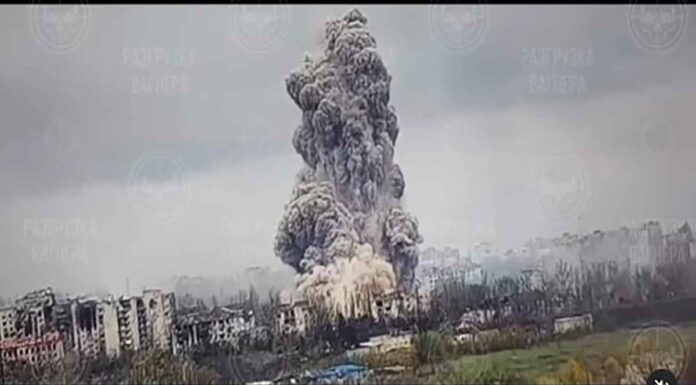 Με ειδική επιχείρηση οι Ρώσοι κατέστρεψαν γιγαντιαία αποθήκη πυρομαχικών στο Μπάκχμουτ! – «Ανεφοδιασμός, τέλος» για τους Ουκρανούς (βίντεο)