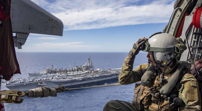 ΗΠΑ: Στέλνουν αιφνιδιαστικά το αεροπλανοφόρο USS George H.W. Bush ανοικτά της Συρίας και αναπτύσσουν A-10 στη Μέση Aνατολή