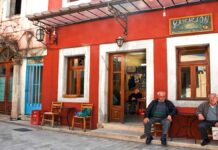 Ταξίδι στο πολύχρωμο χωριό της Κρήτης