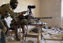 Ρώσος στρατιώτης γλιτώνει από βολή ελευθέρου σκοπευτή για λίγα εκατοστά