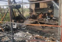 Ηράκλειο: Παρανάλωμα του πυρός έγιναν αυτοκίνητο και αποθήκη (φωτογραφίες)