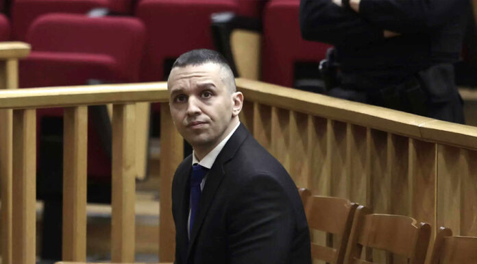 Υποψήφιος δήμαρχος Αθηναίων ο Ηλίας Κασιδιάρης με τον συνδυασμό «Ελεύθεροι Αθηναίοι»