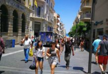 Πέθανε ενώ περπατούσε στην 25ης Αυγούστου