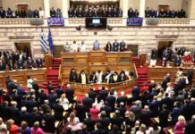 Ψήφος αποδήμων: Πώς οι «Σπαρτιάτες» έπραξαν το αυτονόητο – Ανέβασε τους τόνους ο Κ.Βελόπουλος