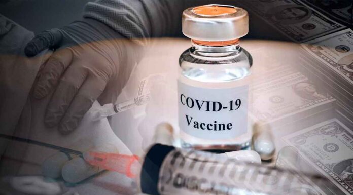 Η κυβέρνηση δεν διαγράφει τα πρόστιμα των ανεμβολίαστων άνω των 60 ετών – «Τοκίζονται και περνάνε και στους κληρονόμους»!