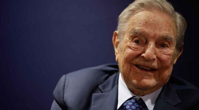 Τ.Σόρος: «Να επιτεθείτε στην Κριμαία – Καταστρέψτε την γέφυρα τώρα που δεν έχει πόσιμο νερό»