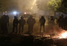 Γαλλία: Τεθωρακισμένα και 45.000 αστυνομικοί και χωροφύλακες για την καταστολή των ταραχών