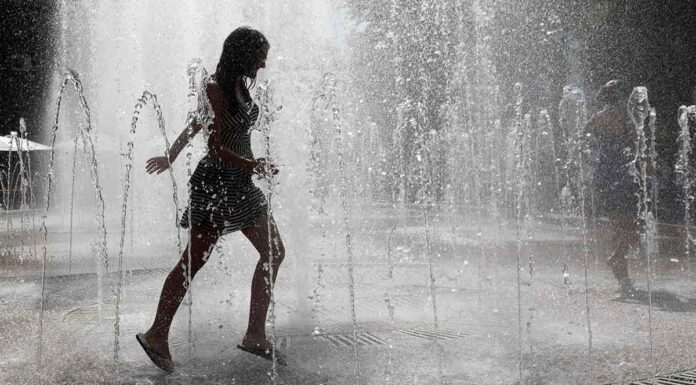 Καύσωνας «Κλέων»: Ξεκίνησε η εξαήμερη «κόλαση» – Μπορεί να διαρκέσει και την άλλη εβδομάδα!