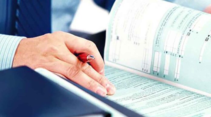 Εφορία: Ενας στους τέσσερις φορολογούμενους πέφτει στην παγίδα των τεκμηρίων