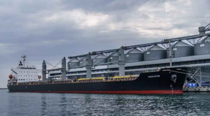 Ελληνικό πλοίο υπό την προστασία μαχητικών του ΝΑΤΟ κατέπλευσε στην Ουκρανία για να φορτώσει στάρι σπάζοντας το ρωσικό εμπάργκο