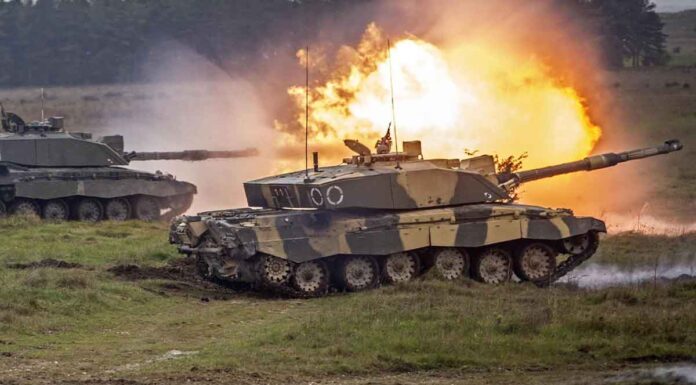 Οι Ουκρανοί τα δίνουν όλα: Στέλνουν στην πρώτη γραμμή στο Ραμποτίνο τα βρετανικά άρματα μάχης Challenger 2