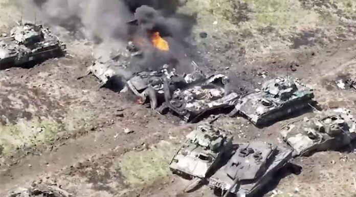 Σε «νεκροταφείο» ουκρανικών αρμάτων μάχης και ΤΟΜΑ έχει μετατραπεί η κοιλάδα του Ραμποτίνο στην Ζαπορίζια (βίντεο)