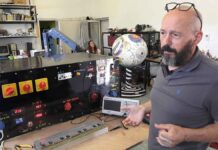 ΜΙΧΑΛΗΣ ΚΑΛΟΓΕΡΑΚΗΣ: ΣΑΝ ΕΣΕΝΑ ΘΑ ΕΠΡΕΠΕ ΝΑ ΕΙΝΑΙ ΚΑΝΟΝΙΚΑ ΟΛΟΙ ΟΙ ΔΑΣΚΑΛΟΙ!
