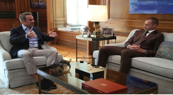 Μέγαρο Μαξίμου: Κρίσιμη σύσκεψη σήμερα με πρόεδρο της ΟΥΕΦΑ και 4 μεγάλες ΠΑΕ για ποδόσφαιρο και αντιμετώπιση της οπαδικής βίας