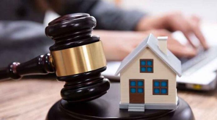 Ηράκλειο – Απίστευτο: Του έβγαλαν το σπίτι στο “σφυρί” … λόγω συνωνυμίας!