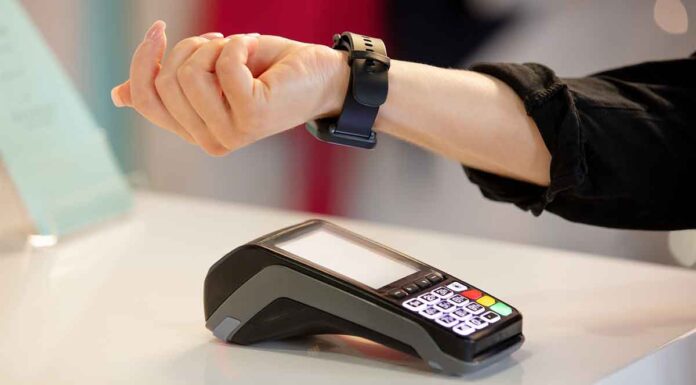 Το ΥΠΟΙΚ ετοιμάζει μεγάλες αλλαγές στην καθημερινότητα των πολιτών: Προς «κατάργηση» τα μετρητά