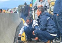 «Αδειάζει» το Ναγκόρνο-Καραμπάχ από Αρμένιους: Δεκάδες χιλιάδες πέρασαν τα σύνορα – Οι Αζέροι συλλαμβάνουν αξιωματούχους