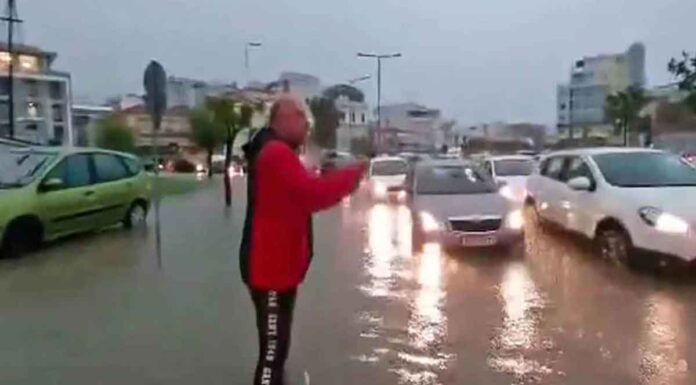 Αχιλλέας Μπέος – Κακοκαιρία Daniel: «Πού πάτε ρε άνθρωποι; Γυρίστε στα σπίτια σας, θα πλημμυρίσει όλος ο Βόλος»