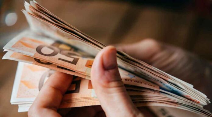 Κρήτη: Έχασε 2.500 ευρώ… μέσα σε λίγα δευτερόλεπτα