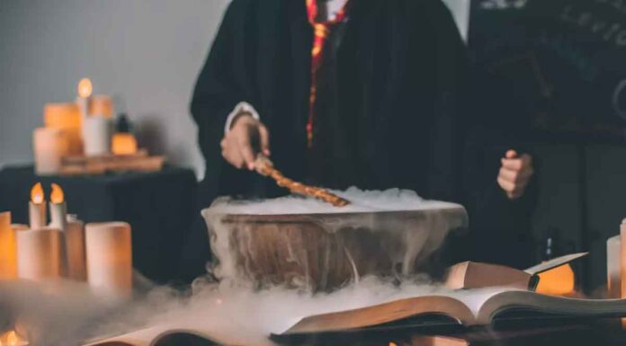 Τους λήστεψαν και τώρα απειλούν τους διαρρήκτες με …ξόρκι!