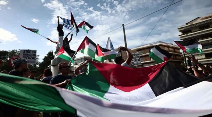 Μεγάλη φιλοπαλαιστινιακή πορεία στην πρεσβεία του Ισραήλ