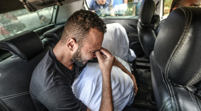 Πόλεμος Ισραήλ-Χαμάς: Ισραηλινά στρατεύματα προετοιμάζουν χερσαία επίθεση στη Γάζα