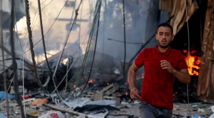 Η ισραηλινή εντολή εκκένωσης της βόρειας Γάζας σε 24 ώρες από 1.1 εκατ. ανθρώπους εμπλέκει την Αίγυπτο: Τι ανακοίνωσε το Κάιρο