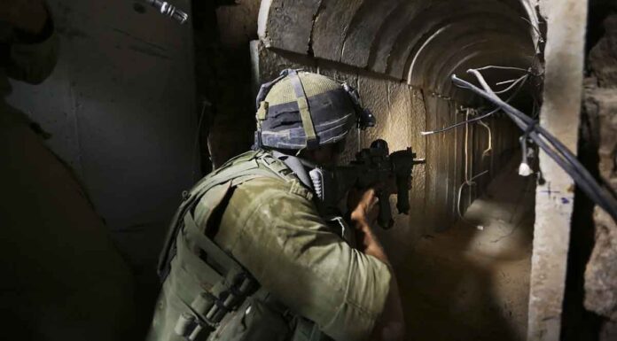 Βίντεο: Σφοδρές μάχες στην βόρεια Γάζα – Η Χαμάς χρησιμοποιεί α/τ βλήματα κατά ισραηλινών τεθωρακισμένων