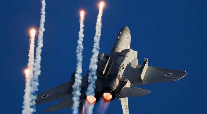 Η ισραηλινή αεροπορία έκλεισε πάλι το αεροδρόμιο στο Χαλέπι της Συρίας – Νυχτερινό χτύπημα κατέστρεψε τον αεροδιάδρομο