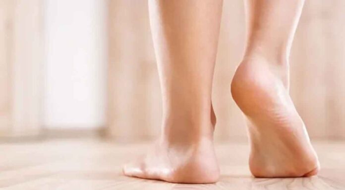 Συμπτώματα έλλειψης Β12: 3 Σημάδια στα πόδια σας που πρέπει να δώσετε προσοχή