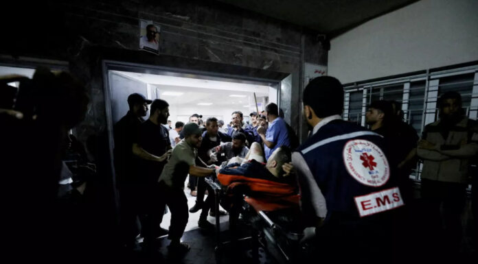 Ισραήλ – Χαμάς: Μαίνεται ο «πόλεμος στα νοσοκομεία» στη Γάζα – Έχασε την επικοινωνία με το Αλ Σίφα ο ΠΟΥ