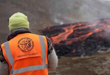 Η Ισλανδία έχει 33 ενεργά ηφαιστειακά συστήματα, τον υψηλότερο αριθμό στην Ευρώπη, και χιλιάδες δονήσεις έχουν καταγραφεί από τα τέλη Οκτωβρίου.