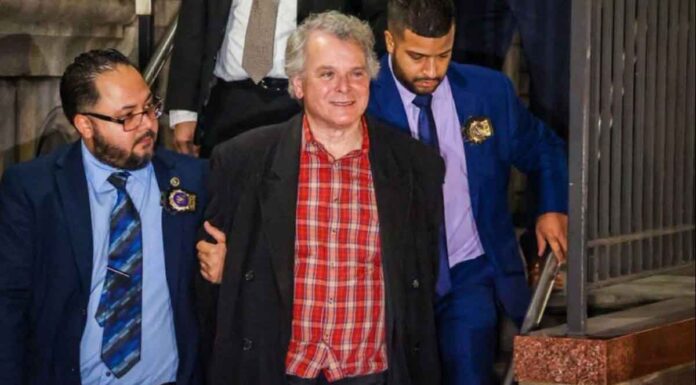 ΗΠΑ: Σύμβουλος του τ.προέδρου Μ.Ομπάμα ζητά να σκοτωθούν κι άλλα παιδιά Παλαιστινίων: «Σκοτώσαμε 4.000 – Δεν είναι αρκετά» – Συνελήφθη (βίντεο)