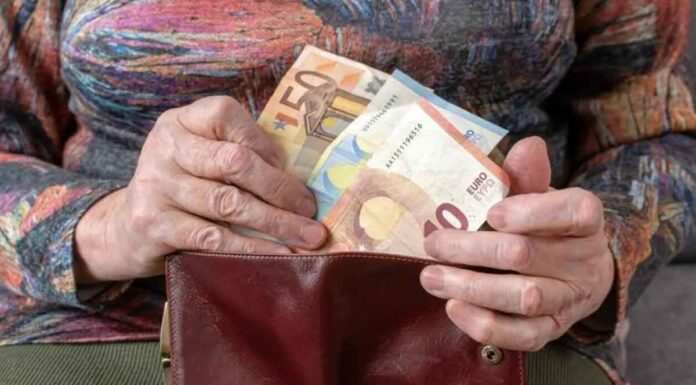 «Πρεμιέρα» σήμερα για την πλατφόρμα για τη δήλωση των εργαζόμενων συνταξιούχων – Ποιοι κερδίζουν έως 300 ευρώ το μήνα