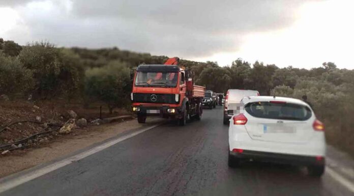 Θανατηφόρο τροχαίο στο Ζαρό – Νεκρή μια γυναίκα που έπεσε με το αυτοκίνητό της σε χωράφι