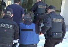 «Διχάζει» τα παιδιά η γυναικοκτονία στο Ρέθυμνο – «Ήταν καλός πατέρας» ανέφερε γιος στο δικαστήριο (vid)