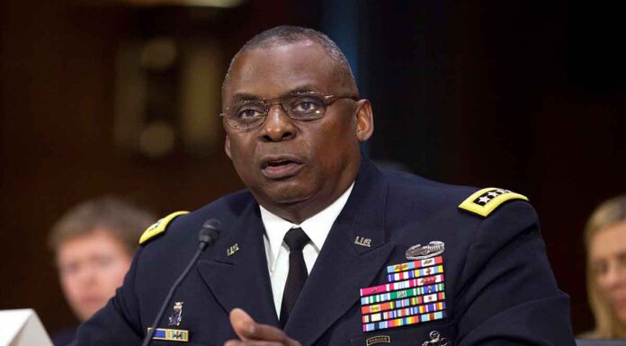 Ο Αμερικανός ΥΠΑΜ προειδοποιεί το Τελ ΑΒίβ: «Αν δεν κερδίσετε τους αμάχους στη Γάζα πηγαίνετε για στρατηγική ήττα»