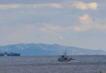 Σκάφος με μετανάστες στα νότια