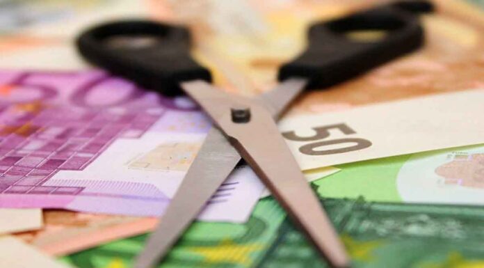 Έρχεται κούρεμα 30% στα τεκμήρια διαβίωσης