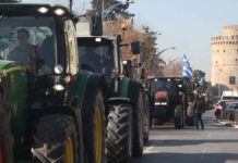 Στα μπλόκα και πάλι οι αγρότες – Συνεχίζουν τις κινητοποιήσεις